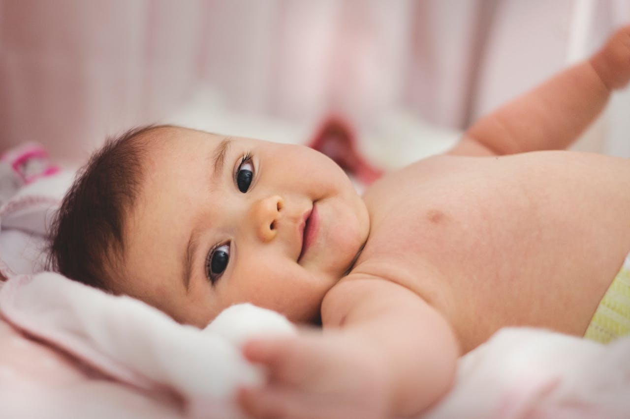 Baby Wakes Up Every 45 Minutes? Why It Happens and What Helps
